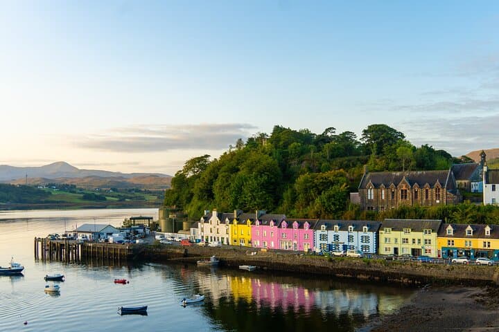 Isle of Skye and West Coast Day Tour from Inverness — Eilean Donan, Storr & Loch Ness photo 4