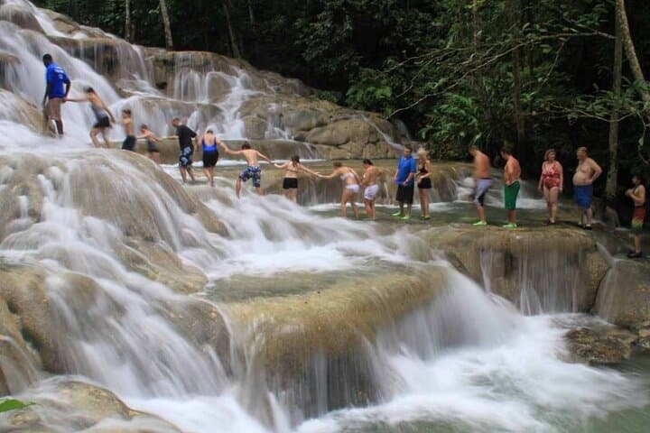 Climb Dunn's River Falls: Ocho Rios Hike & Swim Guide photo 5