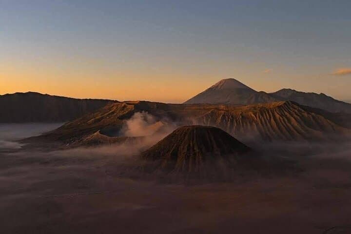 Private Bromo Sunrise and Crater Adventure: Customized Off-Road Tour photo 5