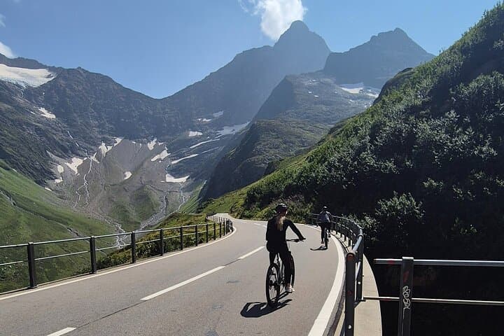 Sustenpass Downhill: Alpine Pass Descent Cycling Adventure