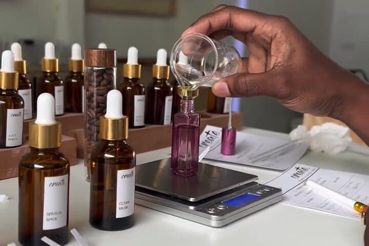 Private Perfume-Making Workshop in Tortola: Craft Your Caribbean Scent photo 2
