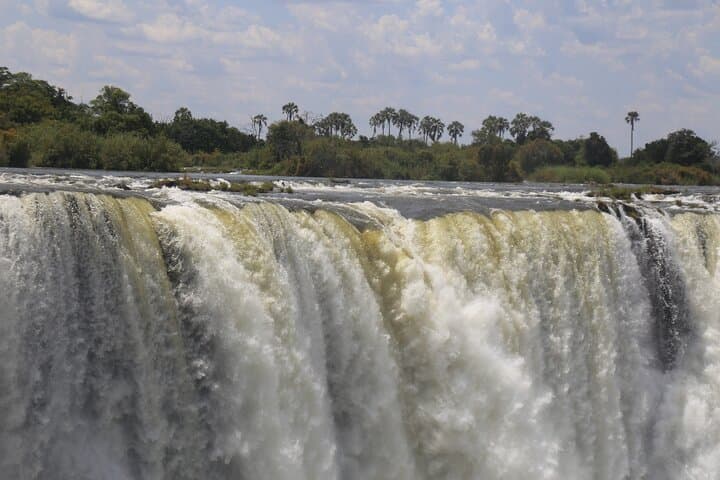 Victoria Falls Private Guided Walking Tour: Complete Visitor Guide