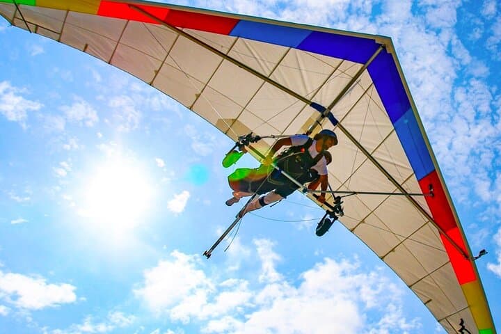 Soar Above Lookout Mountain: Tandem Hang Gliding Flights from 1,500 ft photo 2