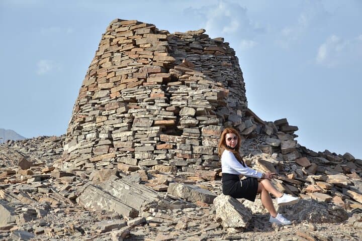 Oman 3-Day Roundtrip: Wadi Shab, Wahiba Sands & Jebel Akhdar Adventure photo 3