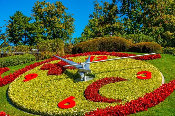 Geneva Old Town Private Tour + Lake Geneva Scenic Cruise photo 4