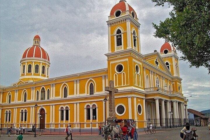 Day Trip to Nicaragua from Guanacaste: Masaya Volcano, Granada & Lake Islets