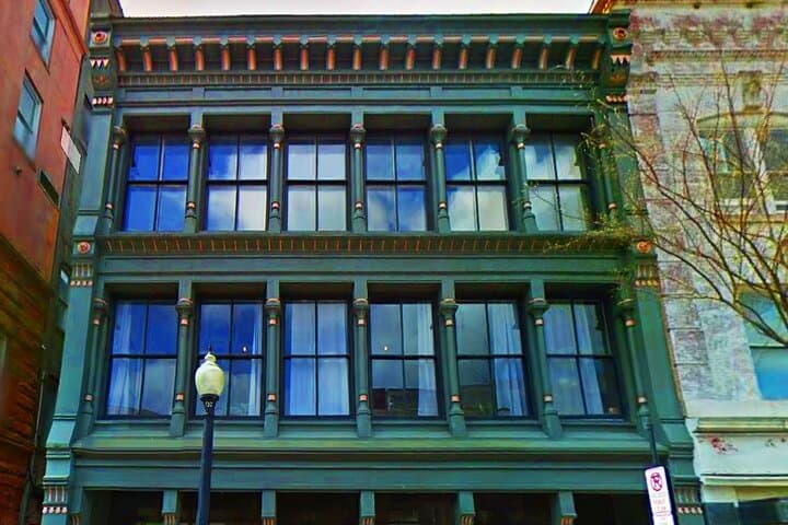 Historian-Guided Downtown Wilmington Walking Tour — Colonial Mansions & Riverwalk photo 2