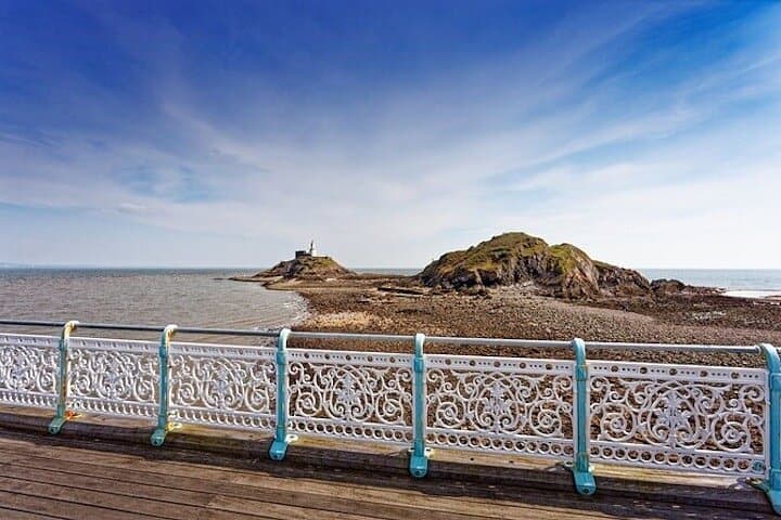 Gower Peninsula Private Tour: Mumbles, Three Cliffs & Worms Head from Cardiff