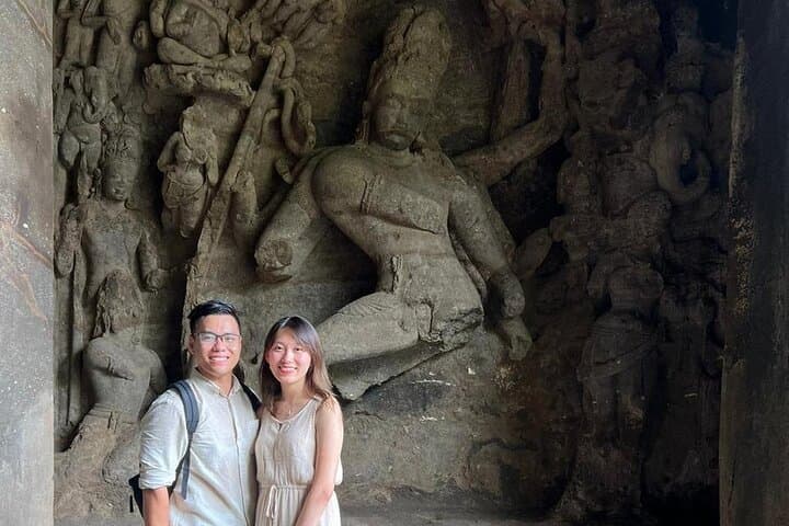 2-Day Private Mumbai Tour: Gateway, Dharavi & Elephanta Caves photo 5