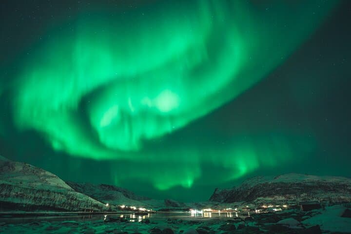 Chasing the Aurora: Tromsø Northern Lights Bus Tour photo 2