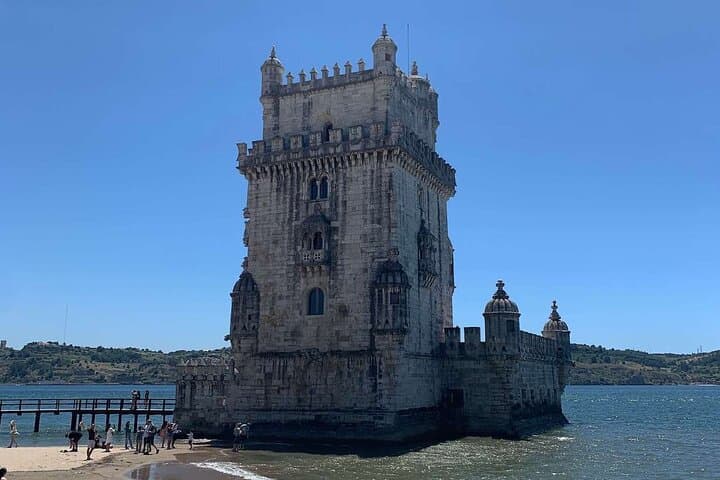 Self-Guided Riverside Cycle to Belém — Tagus History Ride in Lisbon photo 3