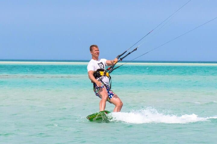 Fly & Glide: Ultimate 2-Hour Kiteboarding Lesson in Hurghada photo 2