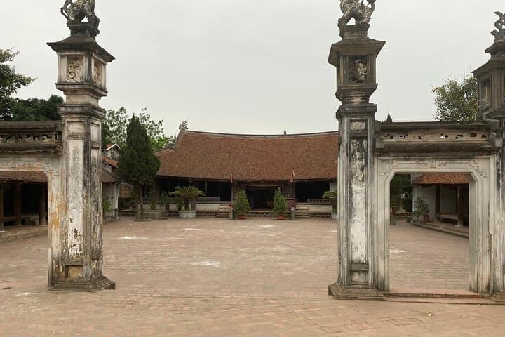 Duong Lam Ancient Village and Thay Pagoda: A Private Cultural Day Trip from Hanoi photo 6