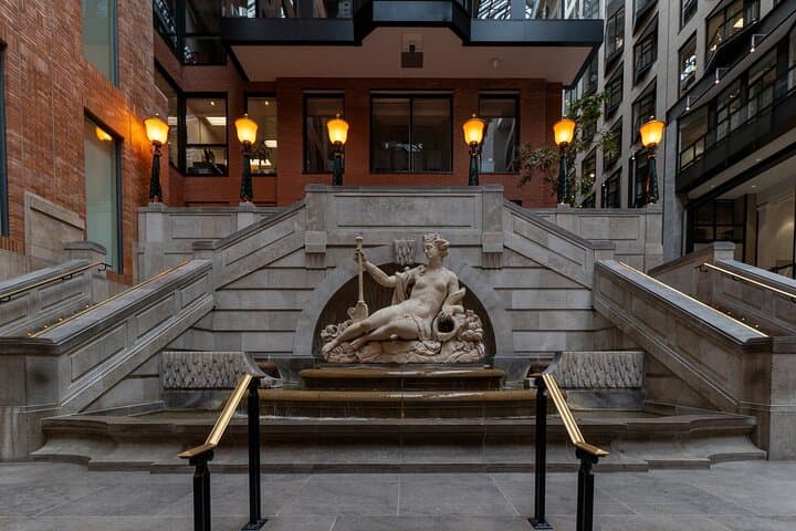 Explore Montreal's Underground City: Private 2-Hour Walking Tour
