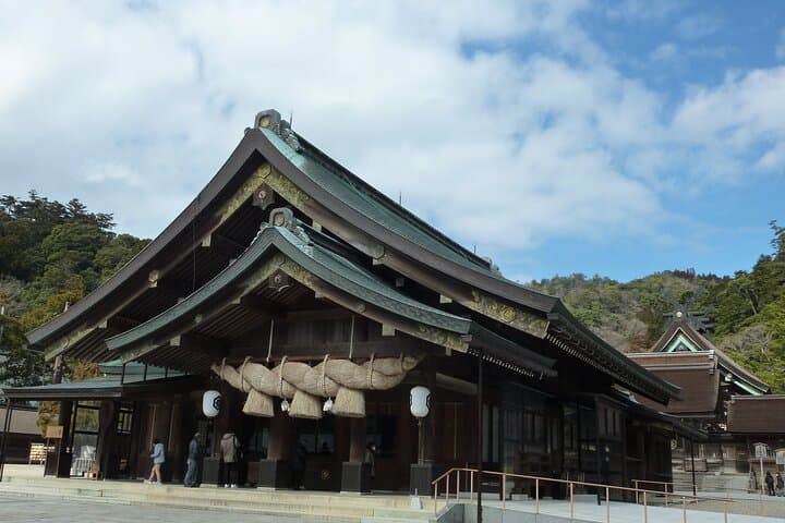 Izumo Taisha & Matsue: 2-Day Cultural Pilgrimage to Shinto Heritage
