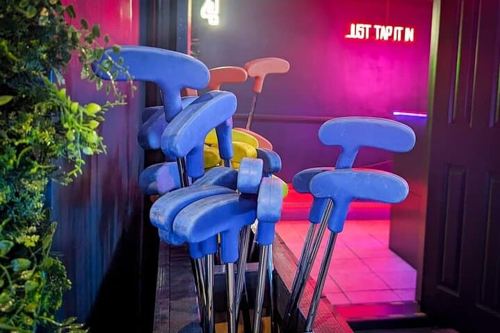 Bonkers Illumination Golf — 9‑Hole Indoor Mini Golf in Matlock Bath photo 4