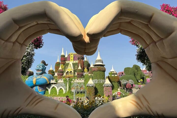 Dubai Miracle Garden: Two-Way Transfer and Stress-Free Visit photo 5