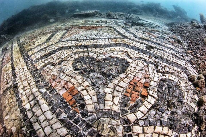 Scuba Diving at Baia Submerged Park: Explore Roman Ruins Beneath the Waves photo 3