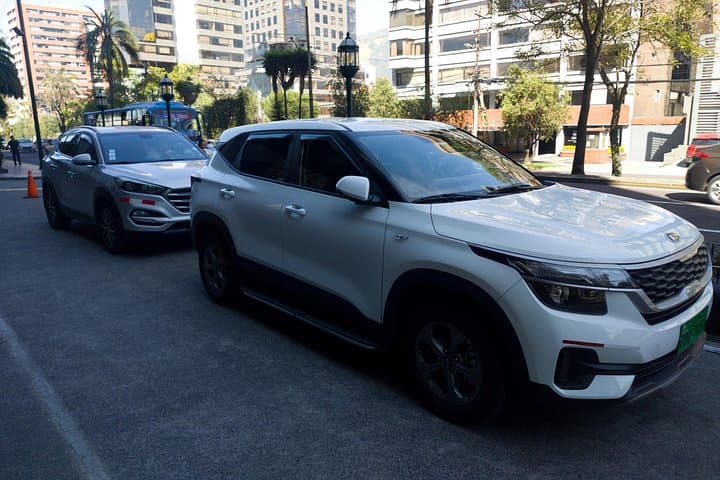Quito Airport Transfer — Private Hotel Pickup to Mariscal Sucre (UIO) photo 2