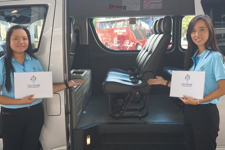 Phuket VIP Mini Van Hire — Private Van & Driver for Flexible Island Sightseeing