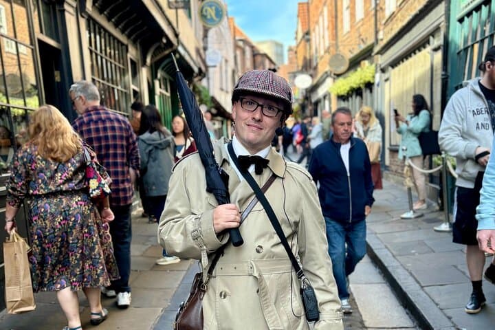 York Historical Gems Walking Tour & Chocolate Taster photo 2