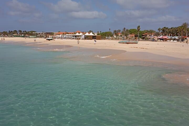 Full-Day Volta Island Tour: Crater Float, Natural Pools & Espargos Sights photo 2