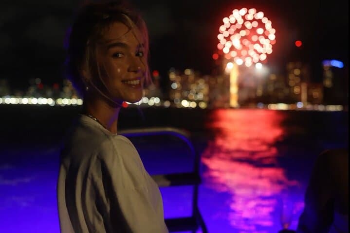 Waikiki BYOB Friday Night Fireworks Cruise: Best Views from Kewalo Harbor photo 2