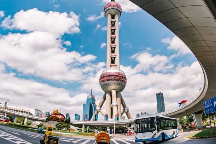 Shanghai Past, Present & Future: 4-Hour Food, Bike and Ferry Tour photo 4