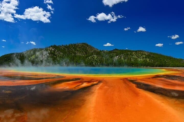 5-Day Small-Group Yellowstone & Grand Teton Cabin Tour from Salt Lake City photo 4