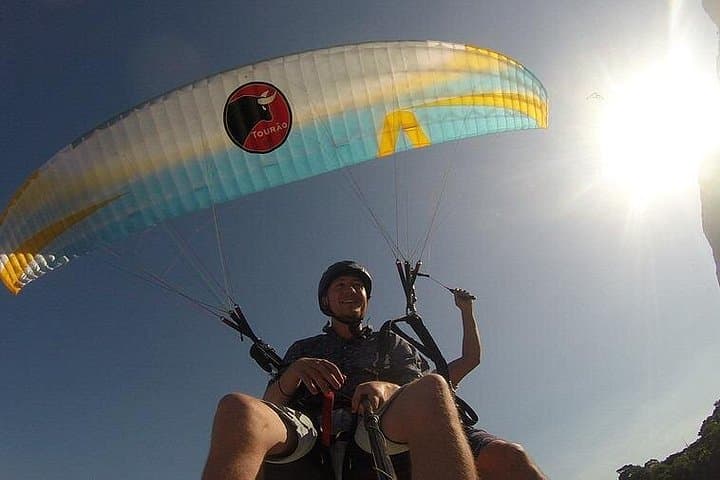 Tandem Paragliding Over Rio: Pedra Bonita Launch to São Conrado Beach photo 2