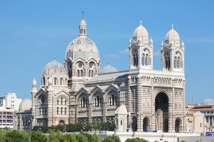 Port-to-Panoramas: A Five-Hour Tour of Marseille’s Must-Sees photo 5
