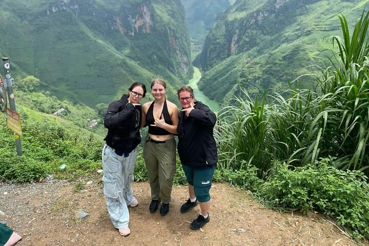 Ha Giang Open-Air Jeep Loop: 3-Day Ma Pi Leng & Dong Van Adventure photo 4