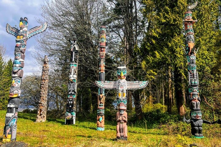 Private Vancouver Highlights Tour: Stanley Park, Capilano & FlyOver Canada photo 2