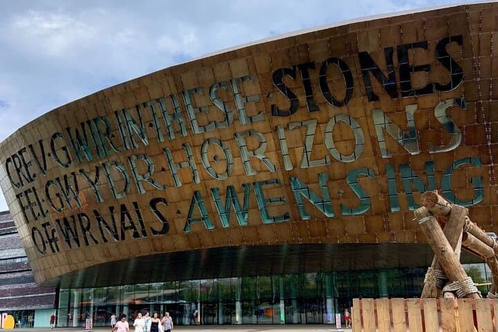 Explore Cardiff in One Day: Self-Guided City Walking Tour photo 2