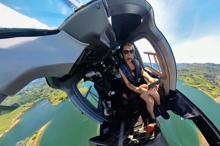 Medellín to Guatapé Helicopter Tour — Peñol & Reservoir Round Trip
