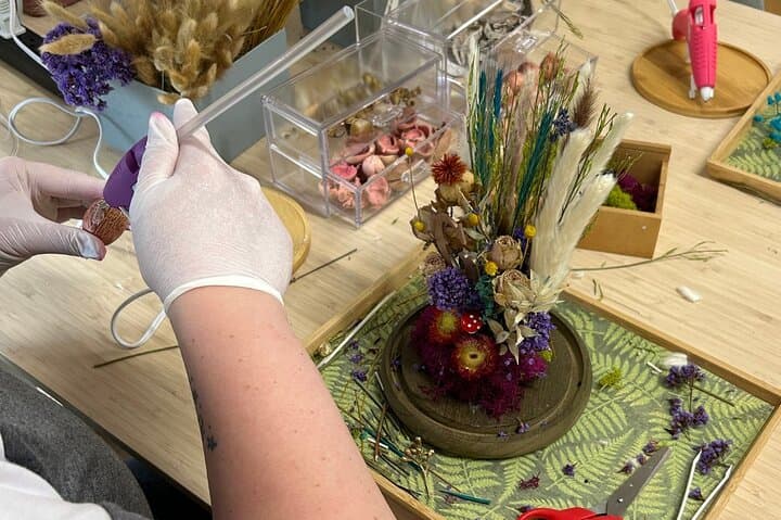 DIY Flower Decorating Class in Orange County — Glass Dome Arrangements photo 6