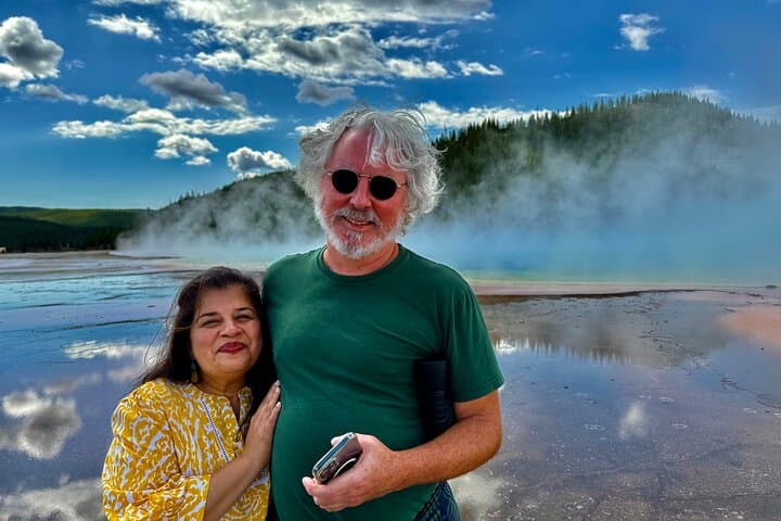 Private Full‑Day Yellowstone Lower Loop 'The Volcano' Tour — Old Faithful, Grand Canyon & Geysers photo 4