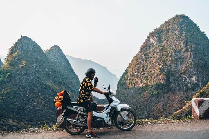 Ha Giang 4-Day Loop: Ma Pi Leng, Dong Van Karst & Nho Que River Adventure photo 4