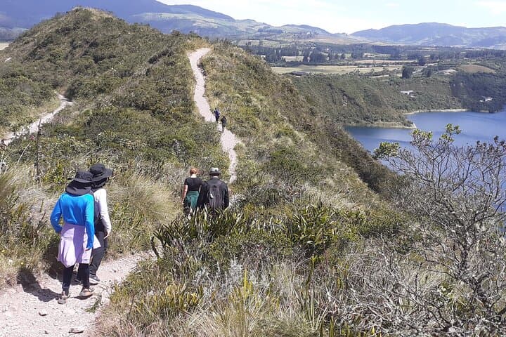 Cuicocha Crater Lake Hike — Guided Loop at Laguna de Cuicocha photo 5