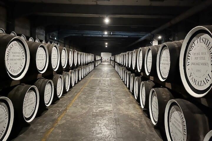 Yamazaki Distillery & Asahi Villa One-Day Tour — Whisky, Monet, and Hillside History photo 4
