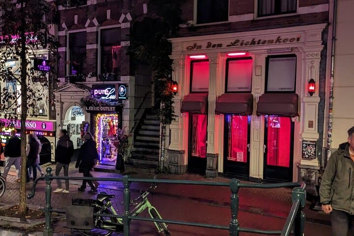 Exploring Amsterdam’s Red Light District: Outskirts Walking Tour & Local Insights photo 3