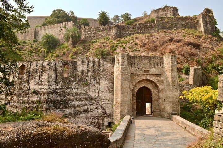 Kangra Archaeological Tour — Kangra Fort, Masroor Rock-Cut Temple & Vajreshwari Devi photo 4