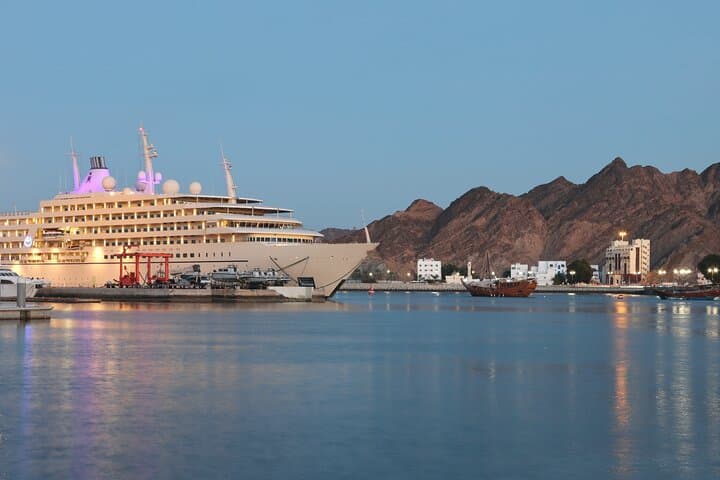 Experience Muscat’s Evening Wonders: A Private City Tour photo 6