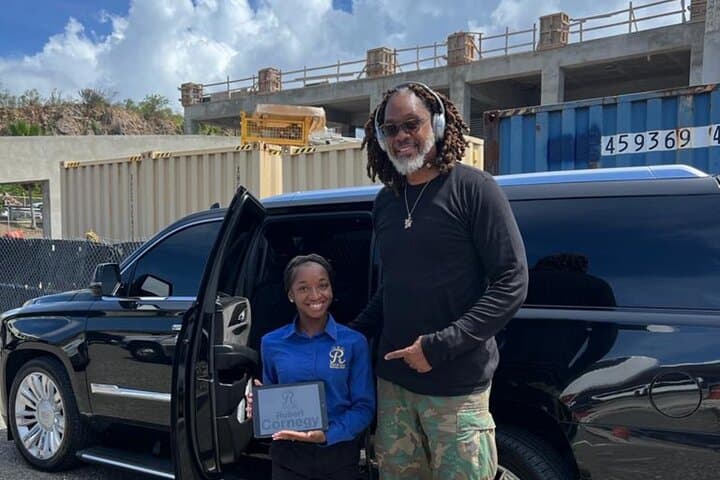 St. Thomas Luxury Limo Transfer — Royal Limousine Service & Private Chauffeur photo 2