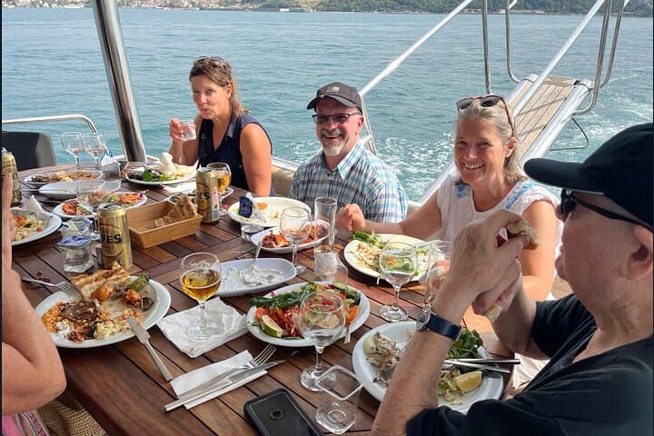 Bosphorus to Black Sea: Guided Cruise and Lunch at Anadolu Kavağı photo 2