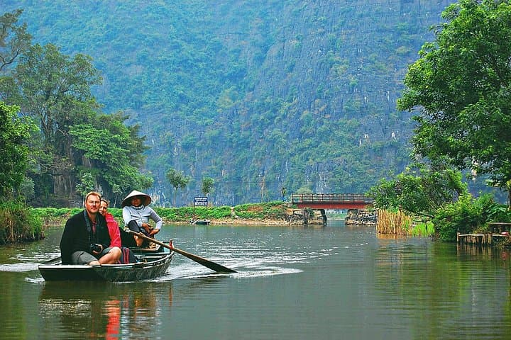 Tam Coc River Adventure: Boat Ride to Bich Dong & Hoa Lu Day Trip from Hanoi photo 4
