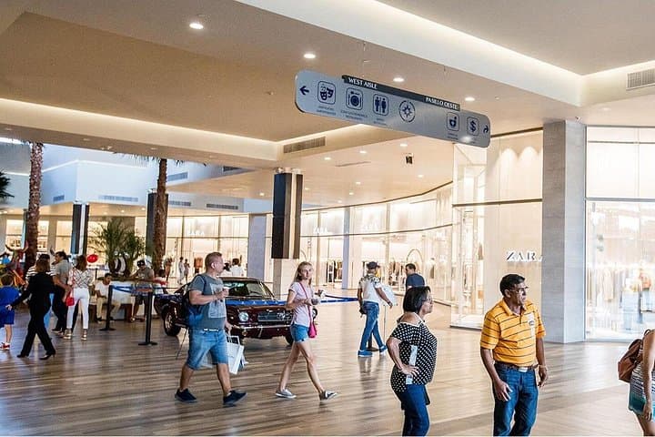 Punta Cana Mall Souvenir Shopping Tour: World Mart & BlueMall Picks photo 4