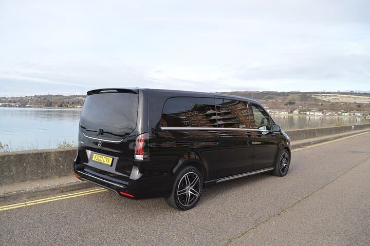 Portsmouth to Heathrow Private Transfer — Reliable One‑Way Minibus Service photo 6