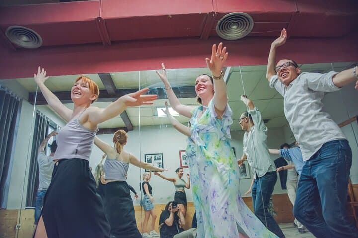 Madrid Flamenco Class: 1-Hour Beginner-Friendly Dance Experience photo 2