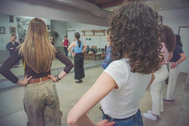 Madrid Flamenco Class: 1-Hour Beginner-Friendly Dance Experience photo 3